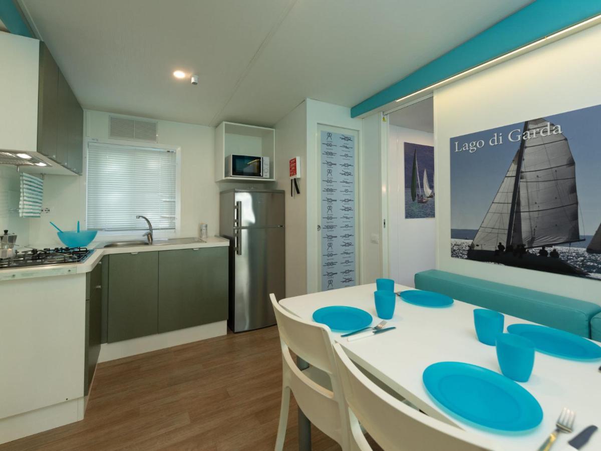 Holiday Home Garda Blue By Interhome Rivoltella del Garda Luaran gambar