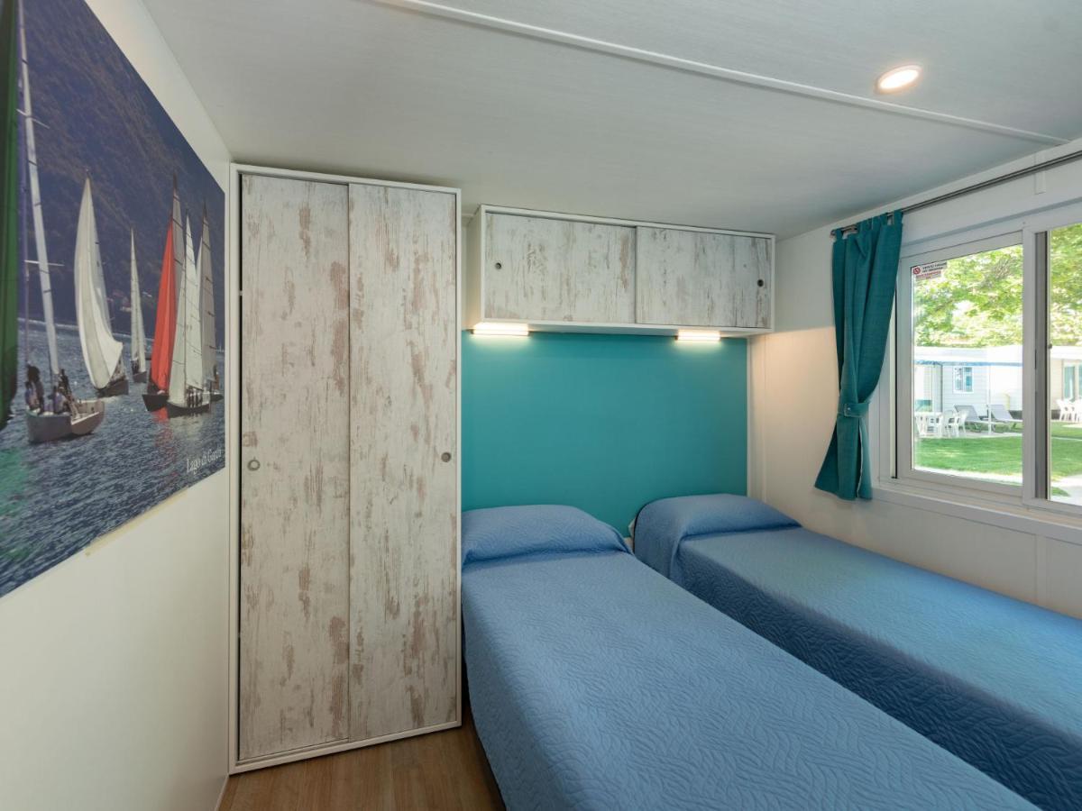 Holiday Home Garda Blue By Interhome Rivoltella del Garda Luaran gambar